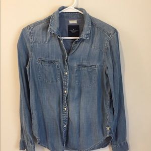 American Eagle shirt (s)